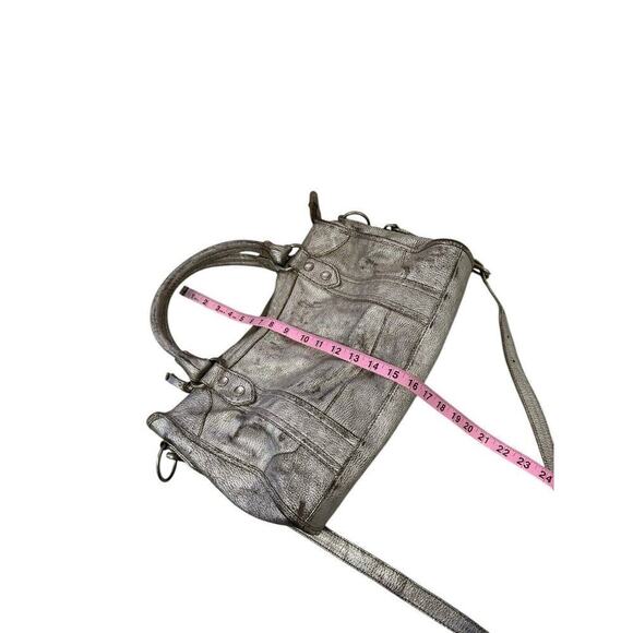 Frye Melissa Satchel/Crossbody Bag Distressed Leather Metallic Gray MSRP $388 - Picture 15 of 16